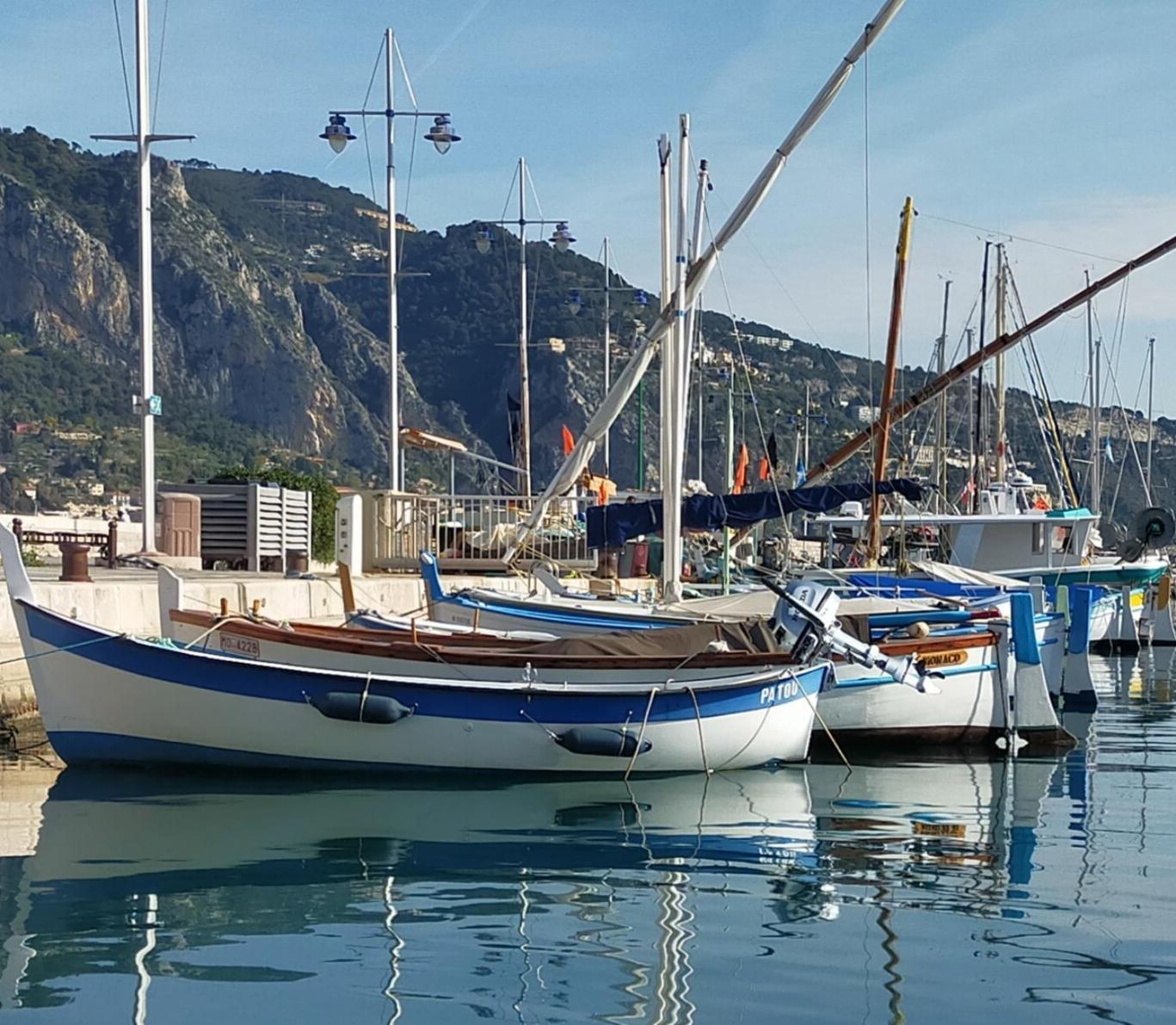 La Barca De La Vieille Ville 2 Chambres Menton Bagian luar foto